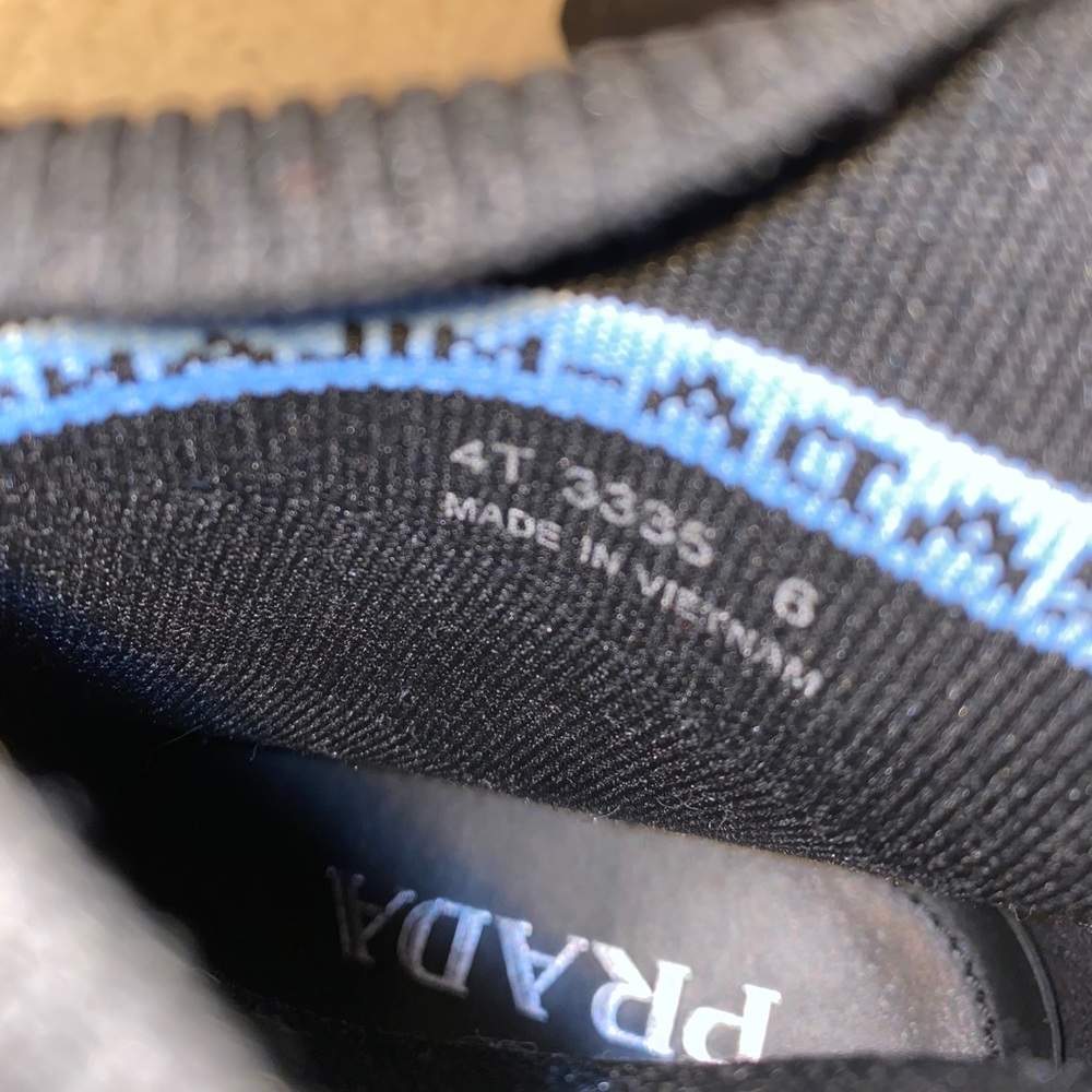 🔥 🔥 AUTHENTIC PRADA KNIT SNEAKERS 👟 - Picture 7 of 12